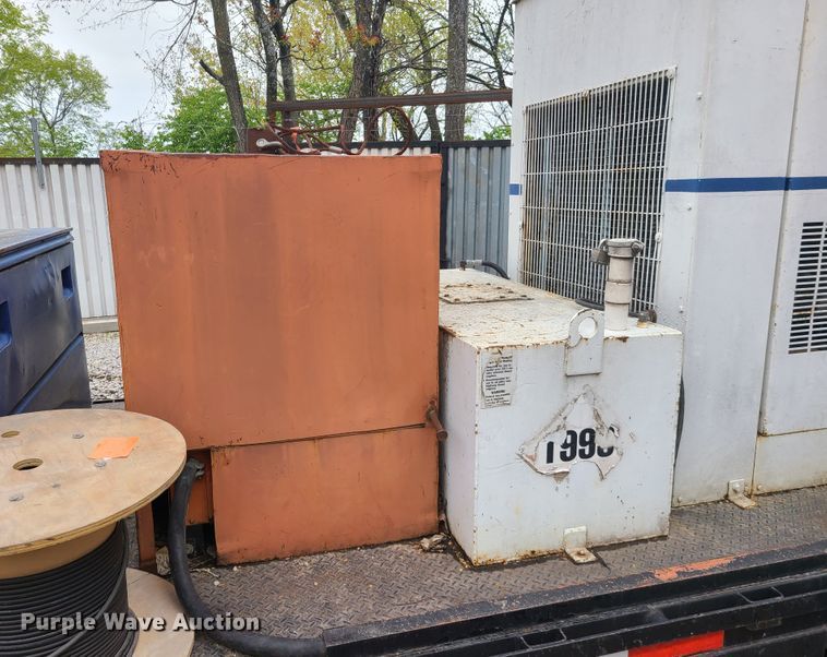 image for item IQ9177 L & L Trailer Manufacturing  equipment trailer