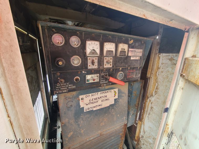 image for item IQ9177 L & L Trailer Manufacturing  equipment trailer