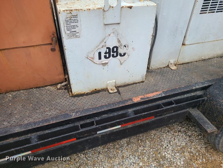 image for item IQ9177 L & L Trailer Manufacturing  equipment trailer