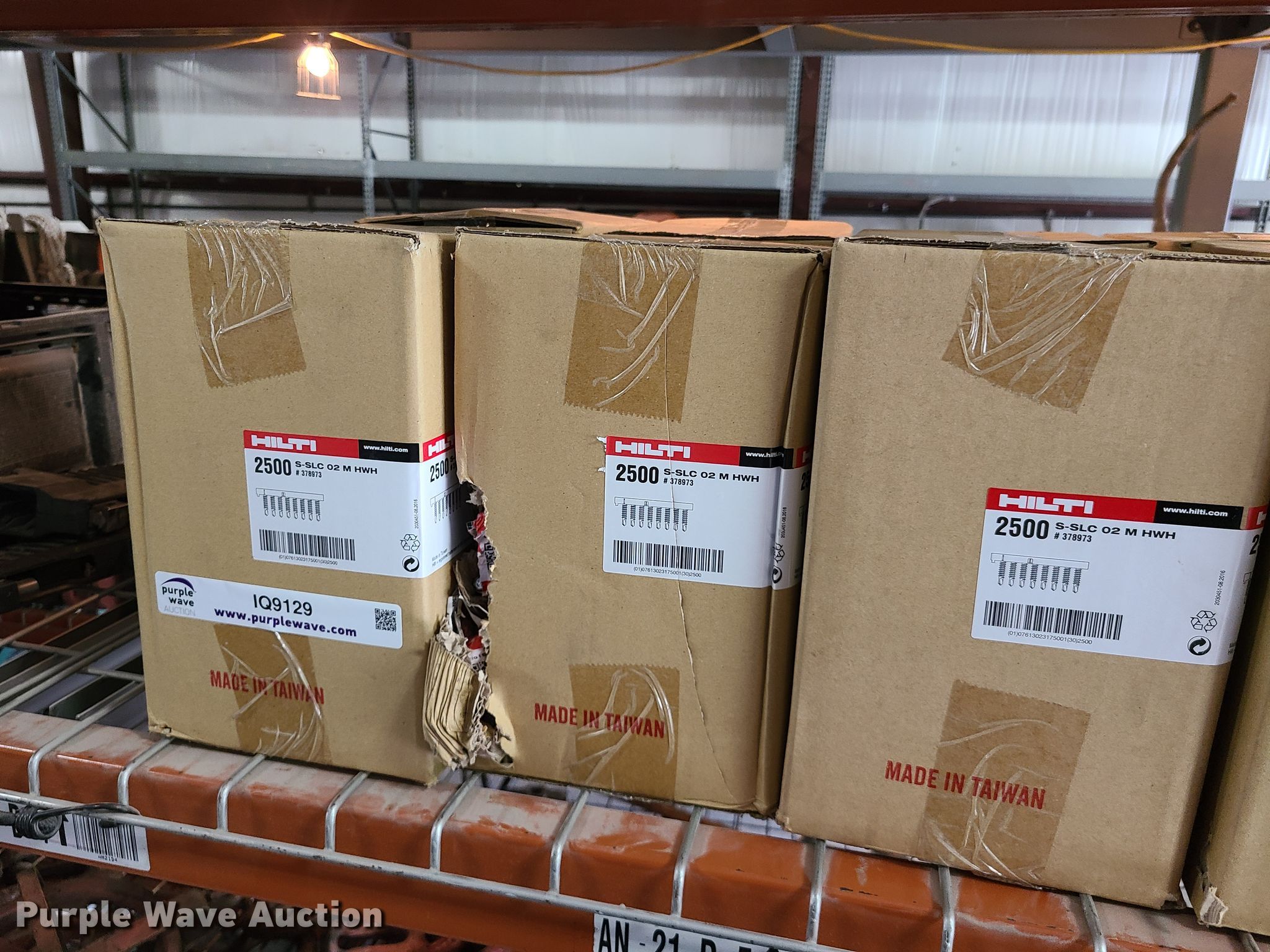 Approximately 15,000 Hilti SSLC self tapping screws in Kansas City, MO