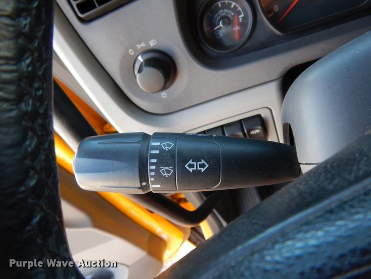 image for item DC2087 2016 Peterbilt 579  semi truck