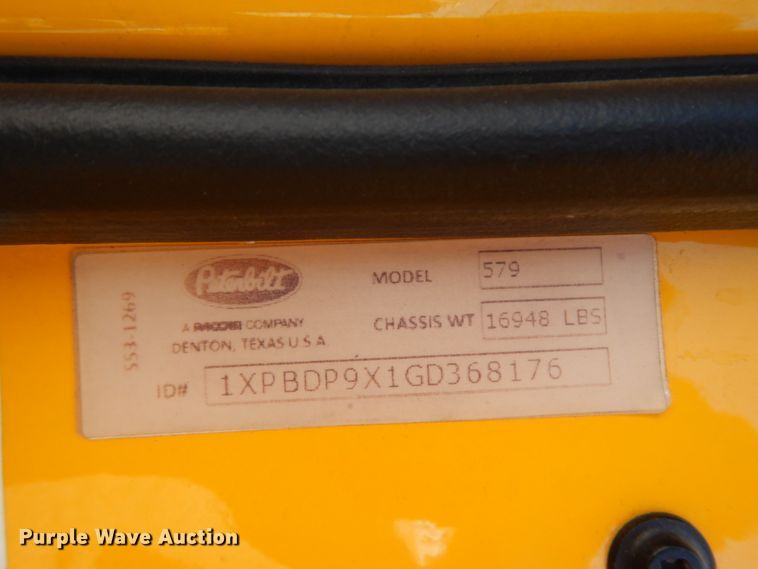image for item DC2087 2016 Peterbilt 579  semi truck
