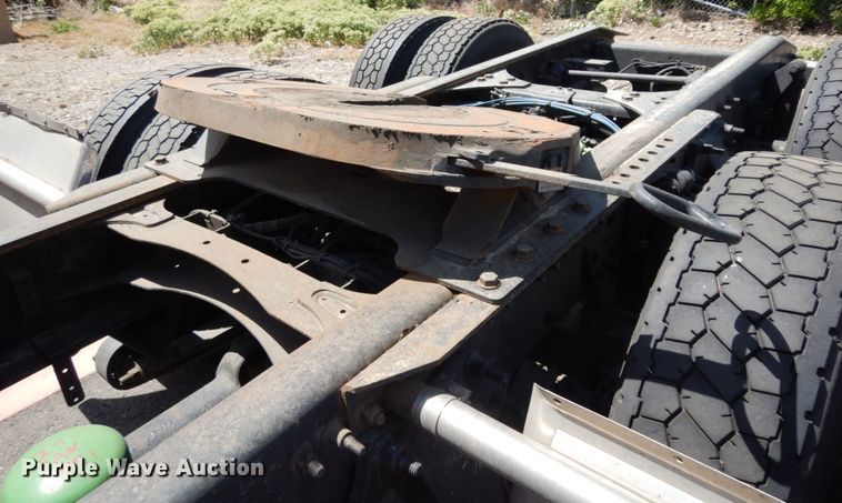 image for item DC2088 2016 Freightliner Cascadia 125  semi truck