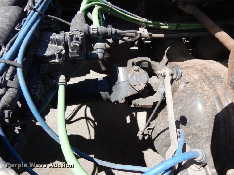 image for item DC2089 2018 Freightliner Cascadia 125  semi truck