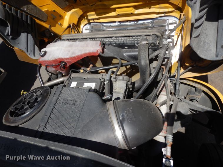 image for item DC2089 2018 Freightliner Cascadia 125  semi truck