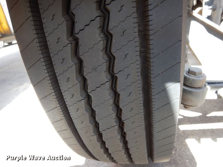 image for item DC2089 2018 Freightliner Cascadia 125  semi truck