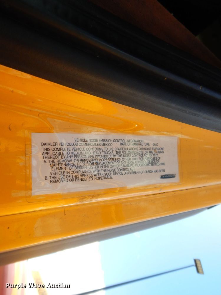 image for item DC2089 2018 Freightliner Cascadia 125  semi truck