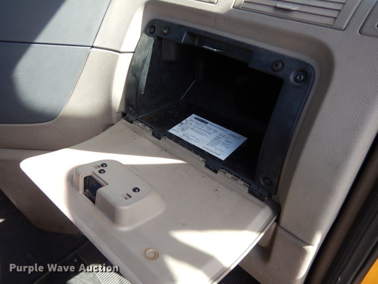 image for item DC2090 2018 Freightliner Cascadia 125  semi truck