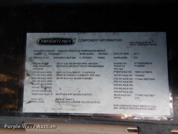 image for item DC2090 2018 Freightliner Cascadia 125  semi truck