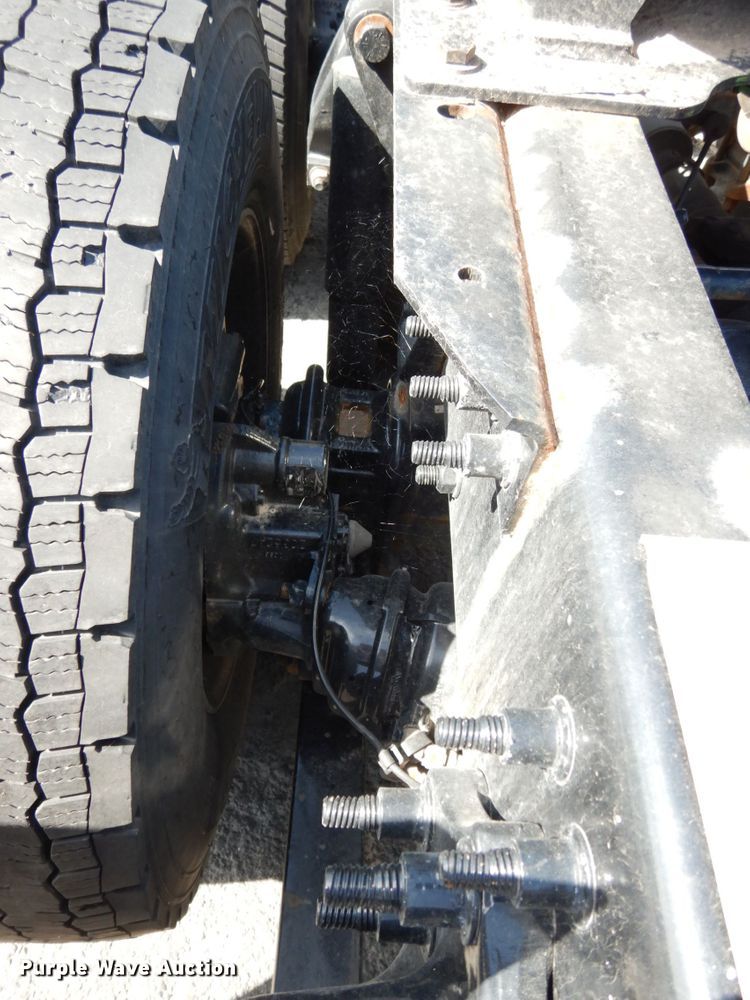 image for item DC2090 2018 Freightliner Cascadia 125  semi truck