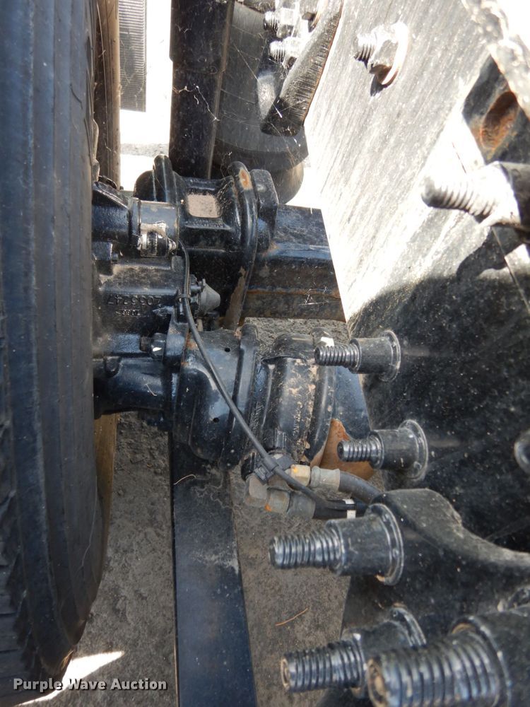 image for item DC2090 2018 Freightliner Cascadia 125  semi truck