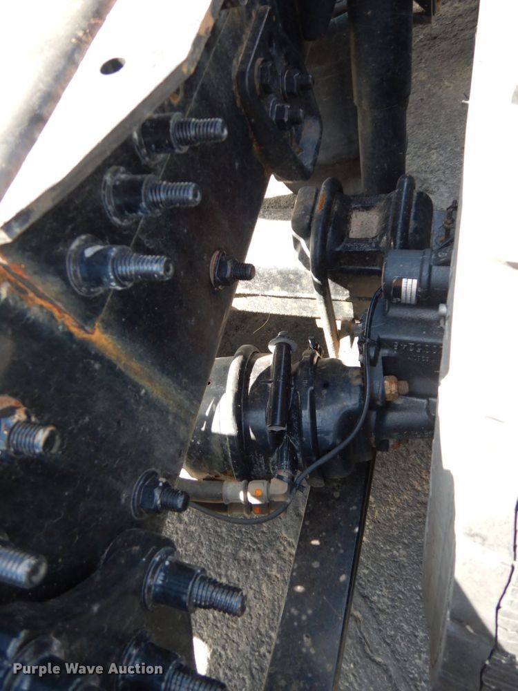 image for item DC2090 2018 Freightliner Cascadia 125  semi truck