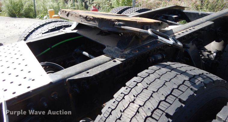 image for item DC2090 2018 Freightliner Cascadia 125  semi truck