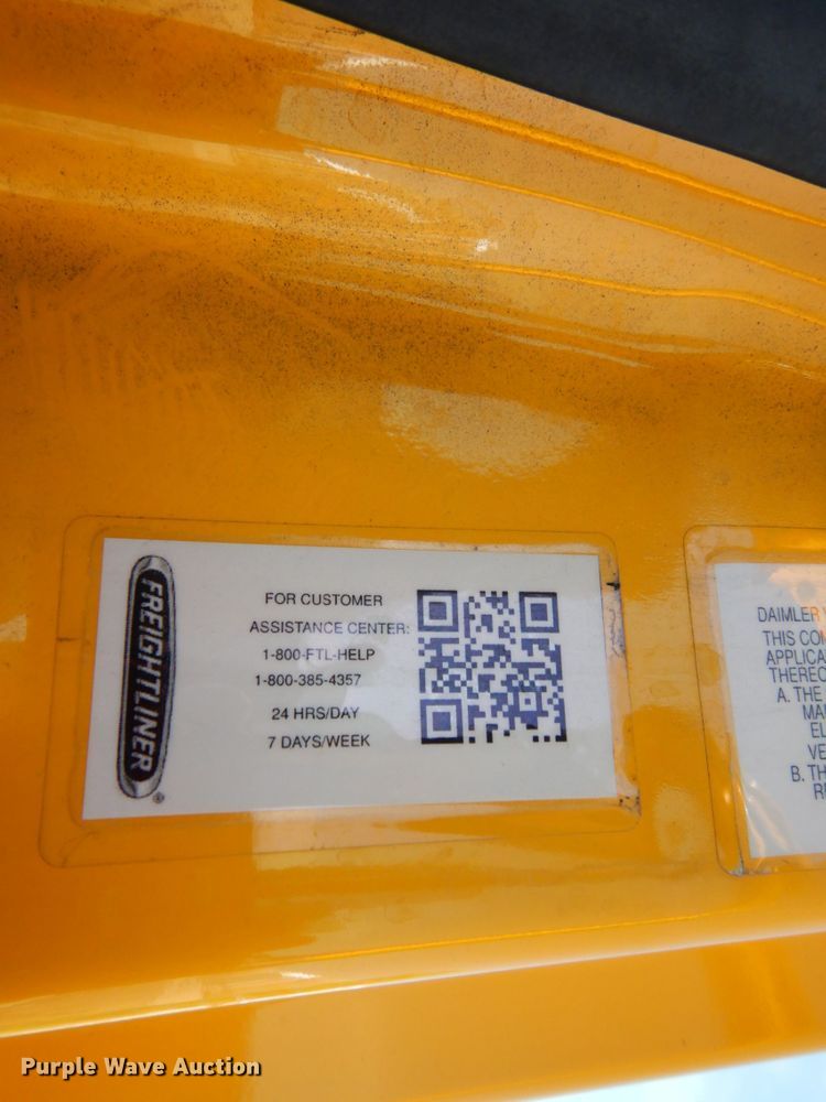 image for item DC2090 2018 Freightliner Cascadia 125  semi truck