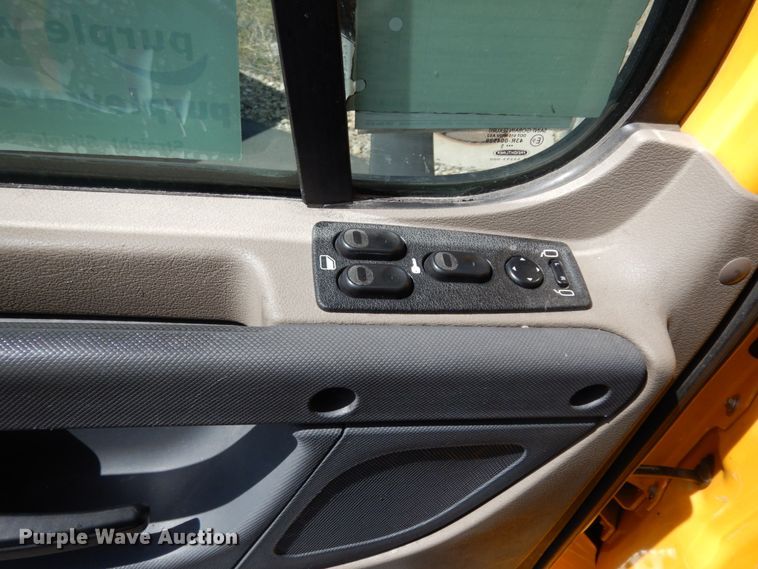 image for item DC2091 2016 Freightliner Cascadia 125  semi truck