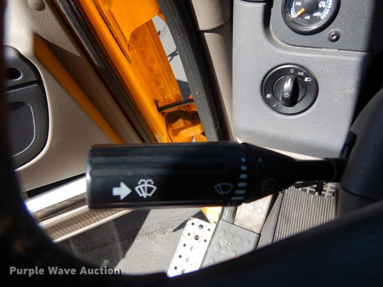 image for item DC2091 2016 Freightliner Cascadia 125  semi truck