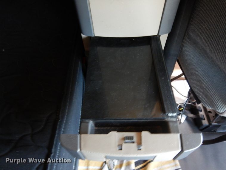 image for item DC2091 2016 Freightliner Cascadia 125  semi truck