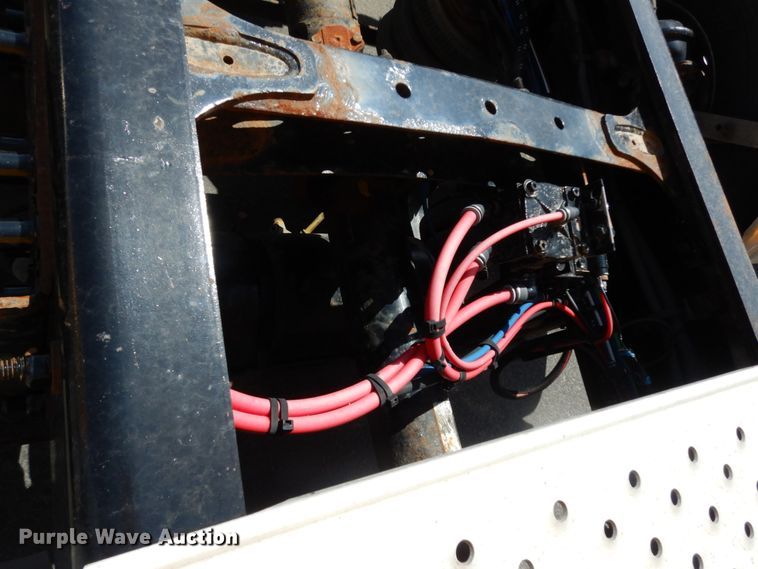 image for item DC2091 2016 Freightliner Cascadia 125  semi truck