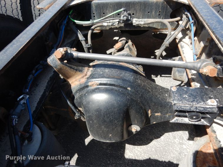 image for item DC2091 2016 Freightliner Cascadia 125  semi truck