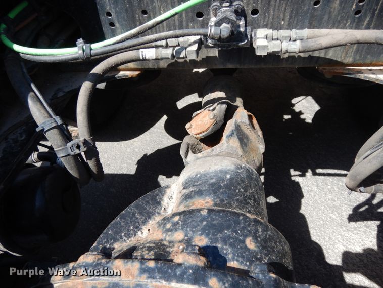 image for item DC2091 2016 Freightliner Cascadia 125  semi truck