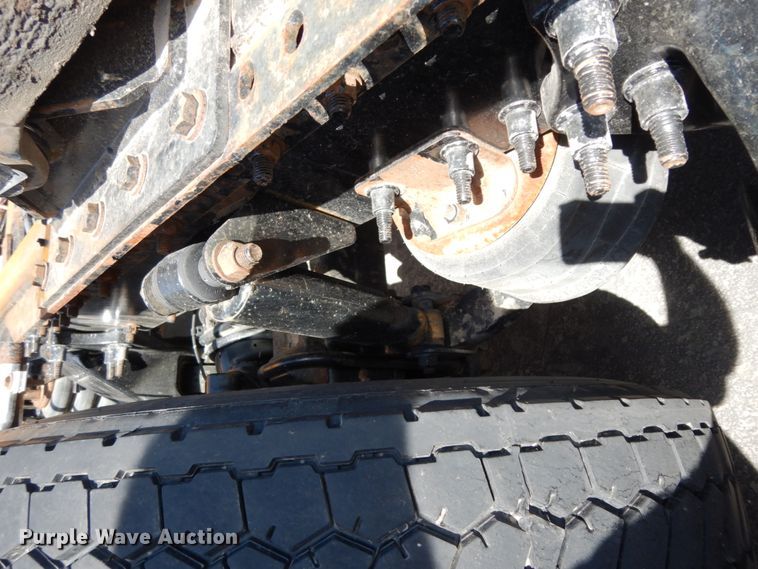 image for item DC2091 2016 Freightliner Cascadia 125  semi truck