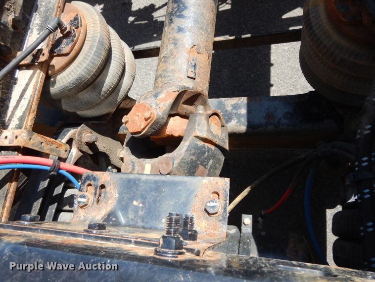 image for item DC2091 2016 Freightliner Cascadia 125  semi truck