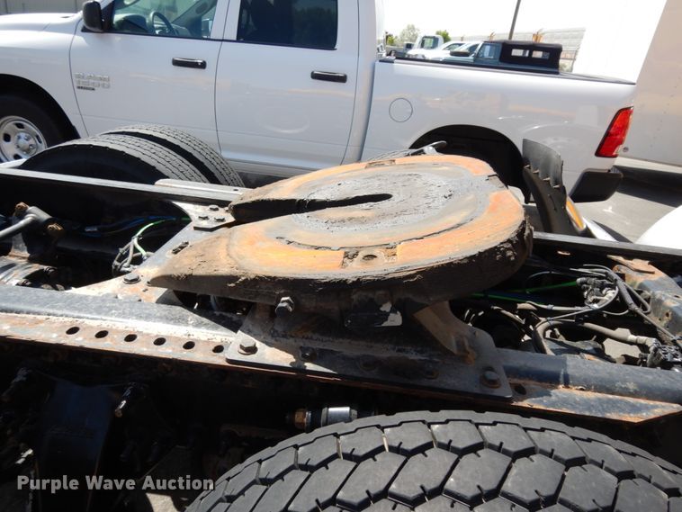 image for item DC2091 2016 Freightliner Cascadia 125  semi truck