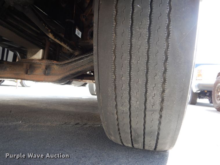 image for item DC2091 2016 Freightliner Cascadia 125  semi truck