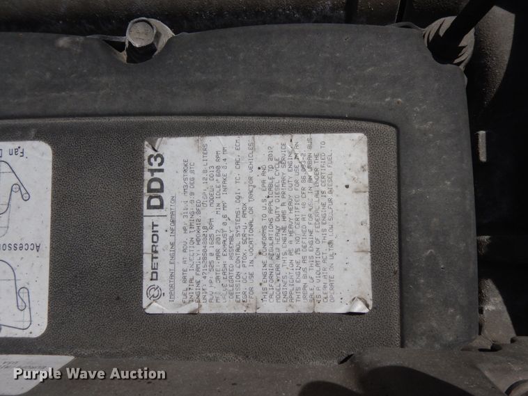 image for item DC2092 2018 Freightliner Cascadia 125  semi truck