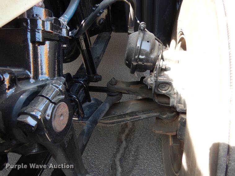 image for item DC2092 2018 Freightliner Cascadia 125  semi truck