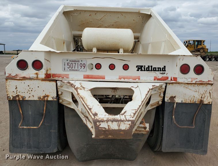image for item DI4801 2003 Midland MG40TC2000  bottom dump trailer