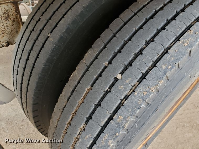 image for item DI4801 2003 Midland MG40TC2000  bottom dump trailer