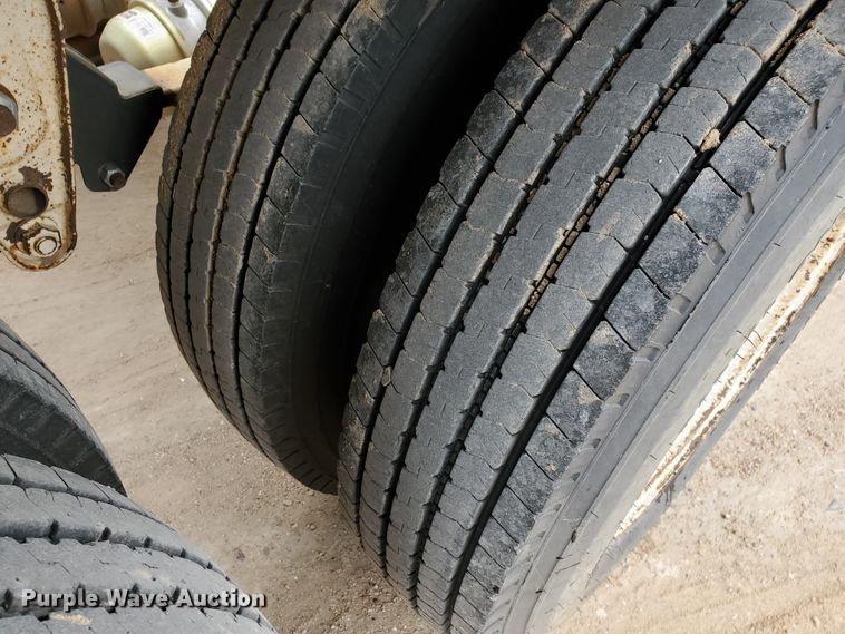 image for item DI4801 2003 Midland MG40TC2000  bottom dump trailer