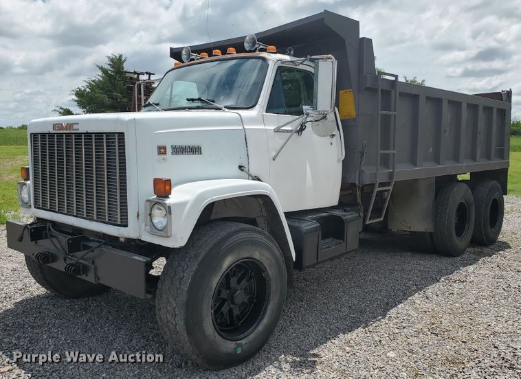 image for item DI5138 1984 GMC Brigadier  dump truck