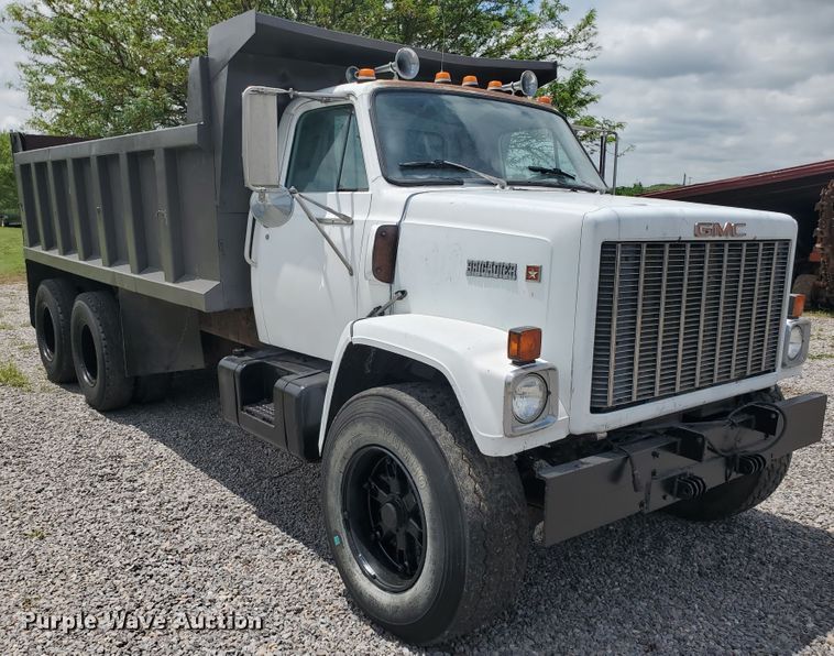 image for item DI5138 1984 GMC Brigadier  dump truck