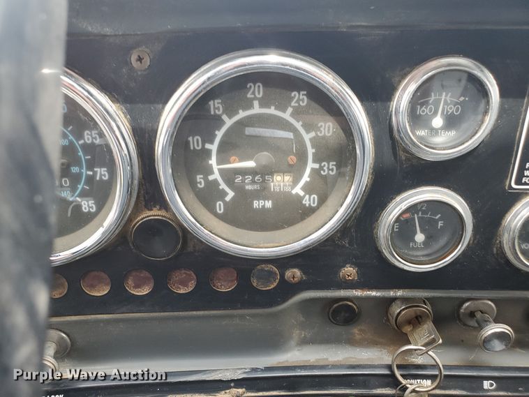 image for item DI5138 1984 GMC Brigadier  dump truck