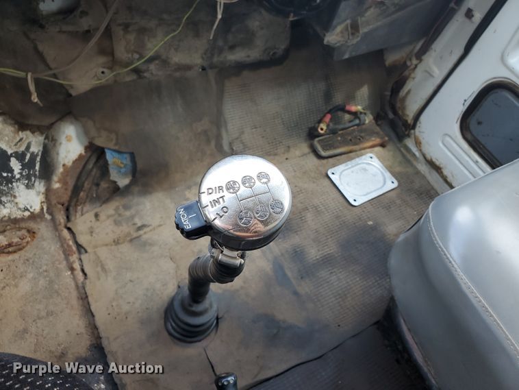 image for item DI5138 1984 GMC Brigadier  dump truck