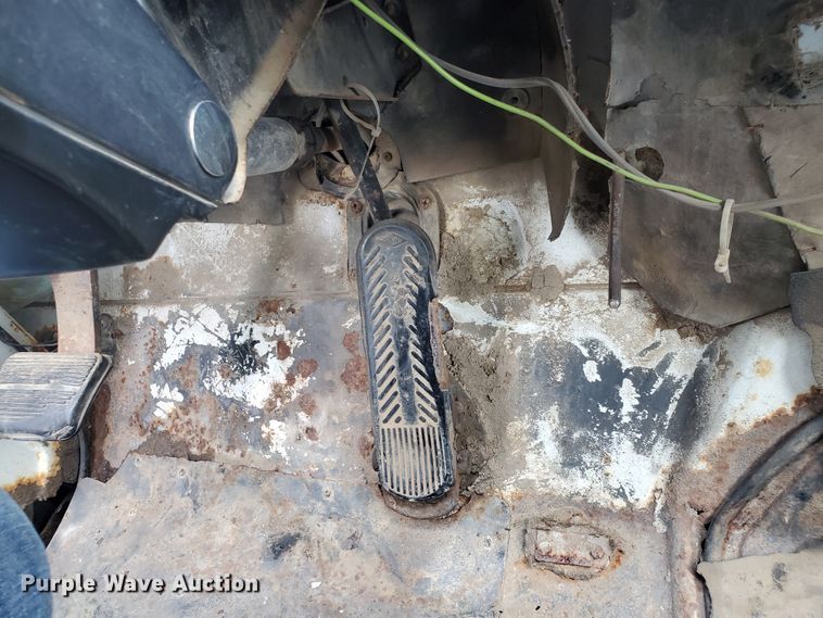 image for item DI5138 1984 GMC Brigadier  dump truck