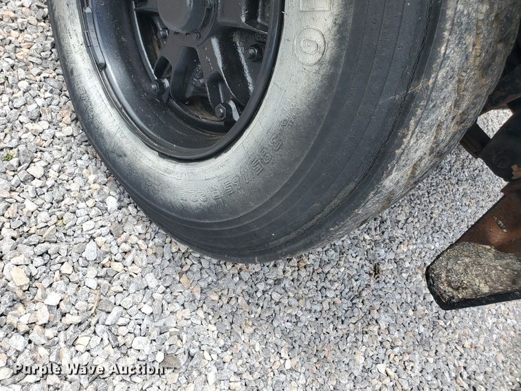 image for item DI5138 1984 GMC Brigadier  dump truck