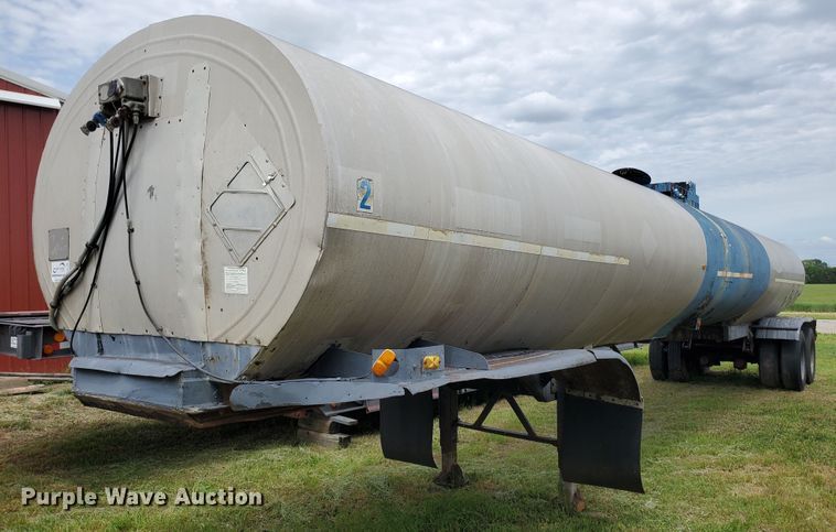 image for item DI5148 1976 VIM  tank trailer