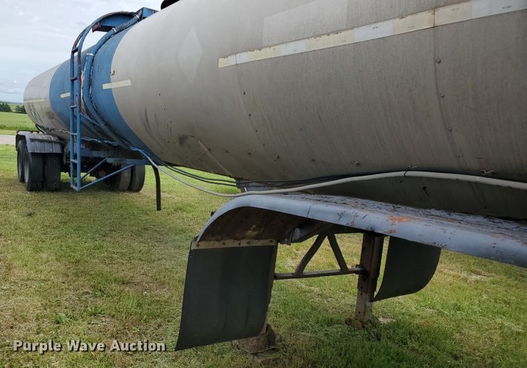 image for item DI5148 1976 VIM  tank trailer