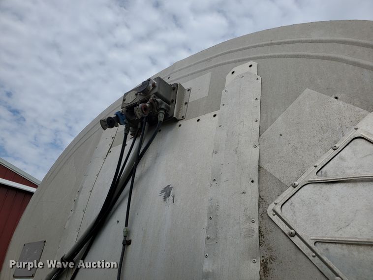 image for item DI5148 1976 VIM  tank trailer