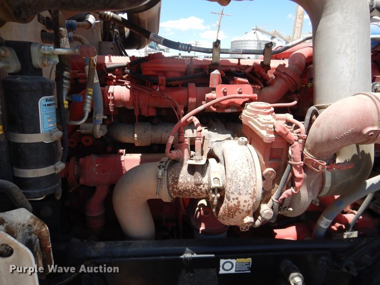 image for item DI5627 2017 Peterbilt 389  semi truck