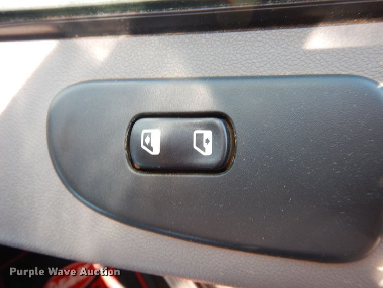 image for item DI5628 2017 Peterbilt 389  semi truck