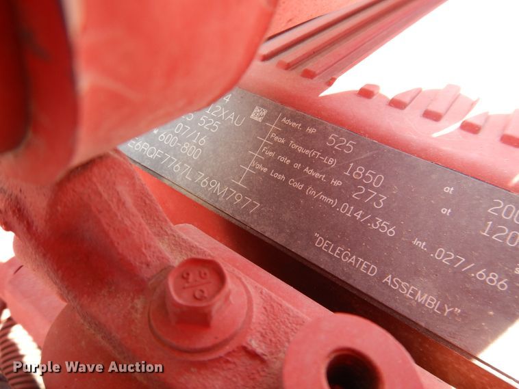 image for item DI5629 2017 Peterbilt 389  semi truck