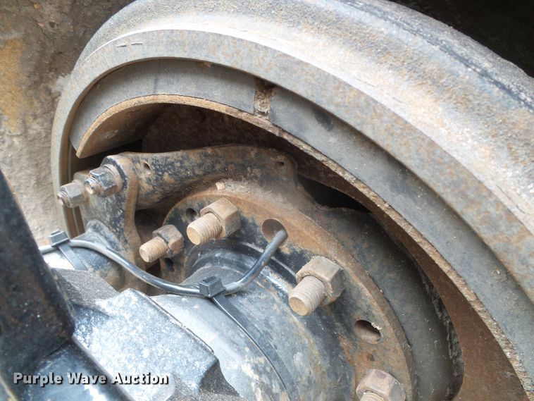 image for item DI5630 2017 Peterbilt 389  semi truck