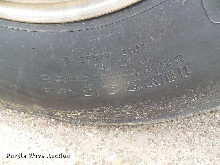 image for item DI5630 2017 Peterbilt 389  semi truck