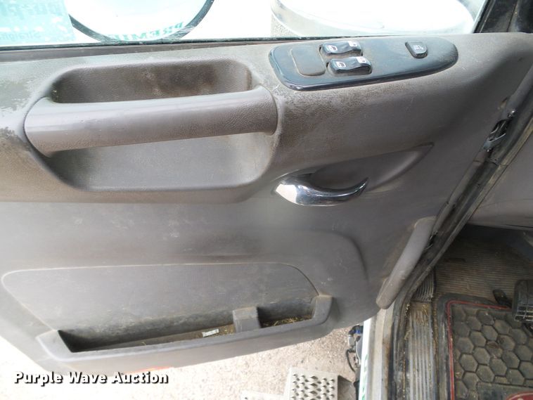 image for item DI5631 2017 Peterbilt 389  semi truck