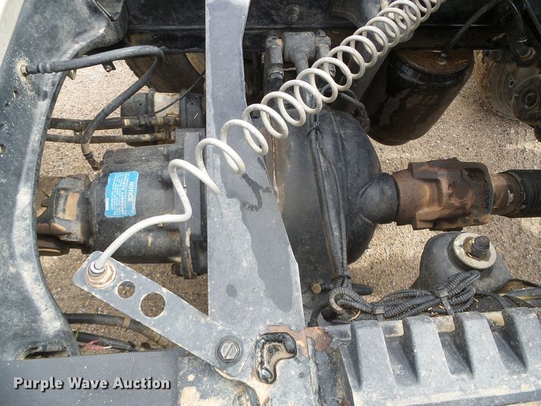 image for item DI5631 2017 Peterbilt 389  semi truck