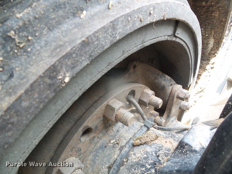 image for item DI5631 2017 Peterbilt 389  semi truck